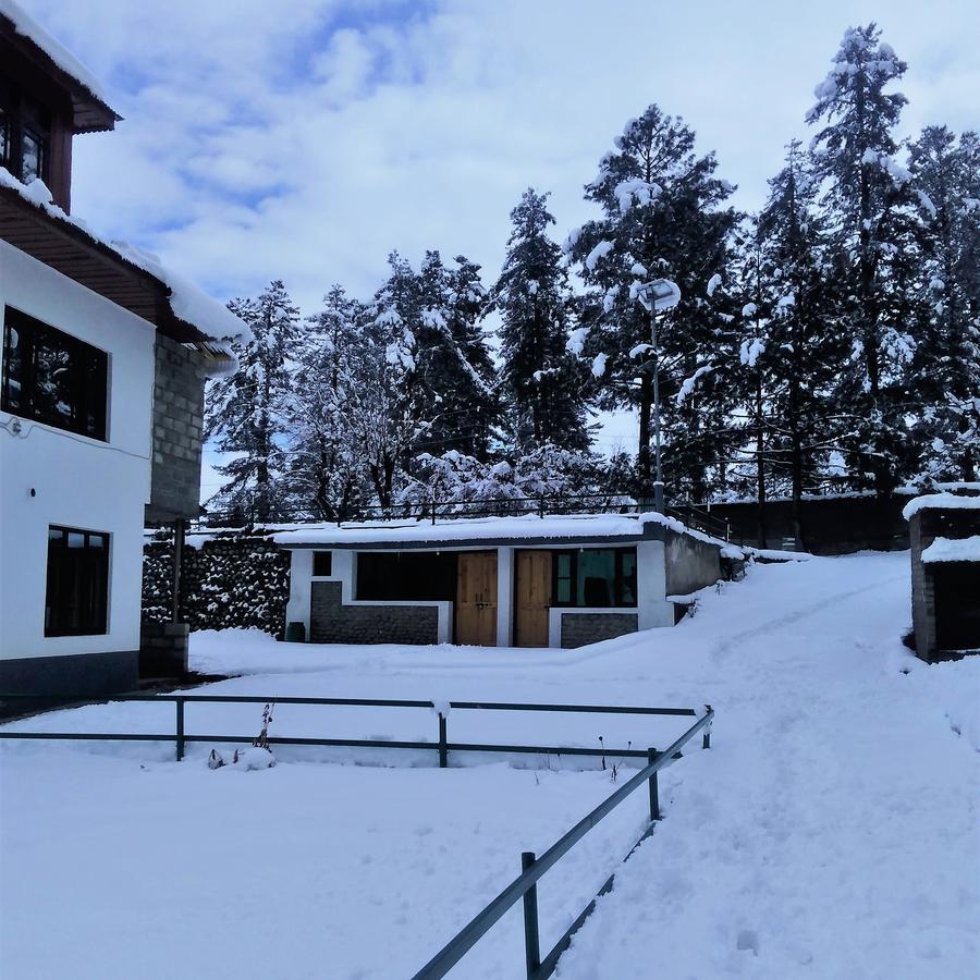 Hotel Gulmarg House Luaran gambar